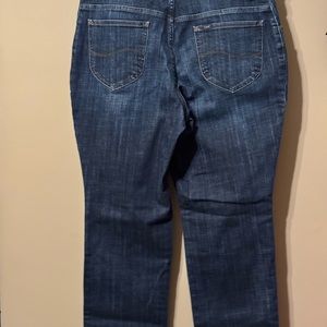 Womens Lee mid rise jeans  W 14  petite